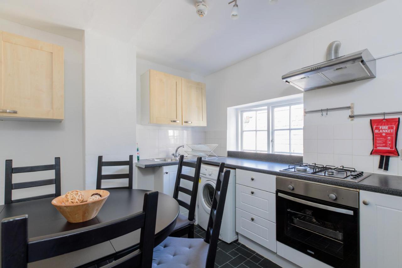 Stylish Stays By Russel Square Londen Buitenkant foto